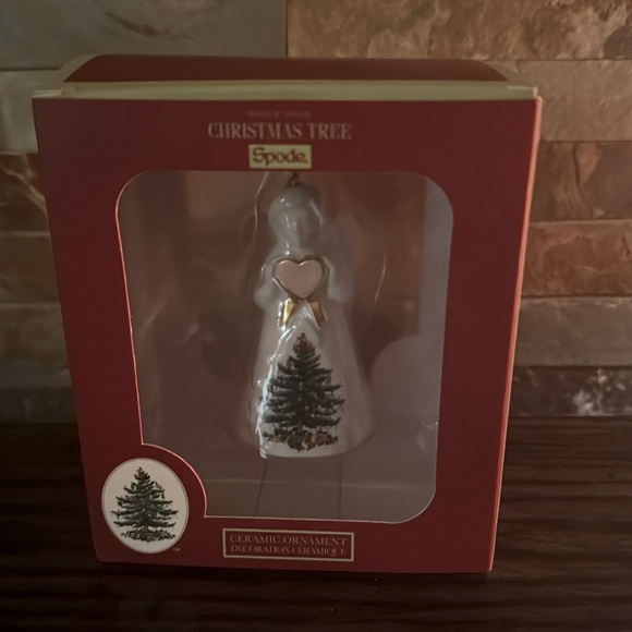 Spode Angel Holding a Heart Christmas Ornament - NIB - Picture 5 of 5